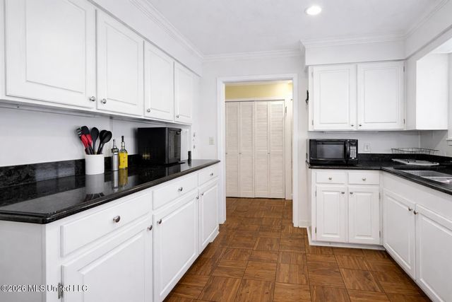 1 Pecan Way, Natchez, MS 39120