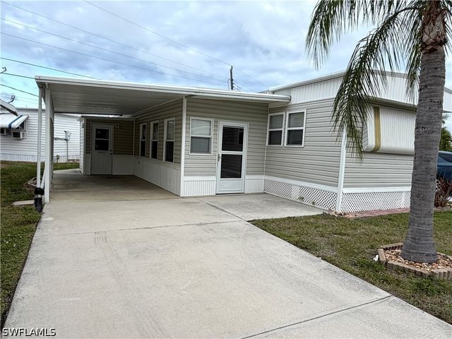 20581 River DR, Estero, FL 33928