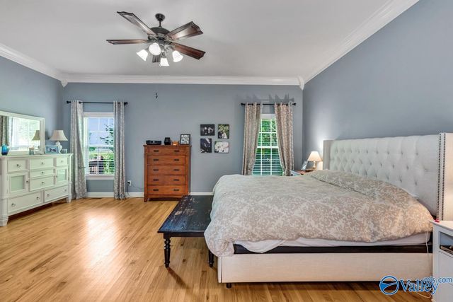 230 Bishop Farm Way NW, Huntsville, AL 35806