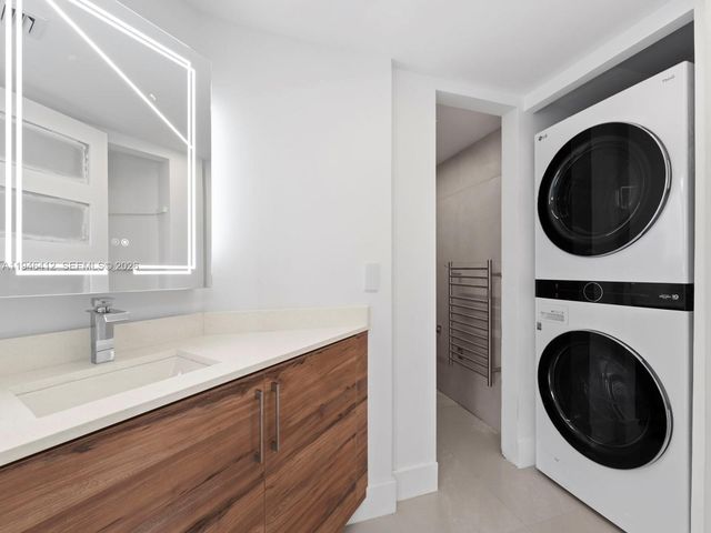 8215 SW 152nd Avenue G308, Miami, FL 33193