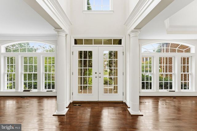 9215 SHAFERS MILL DR, Frederick, MD 21704