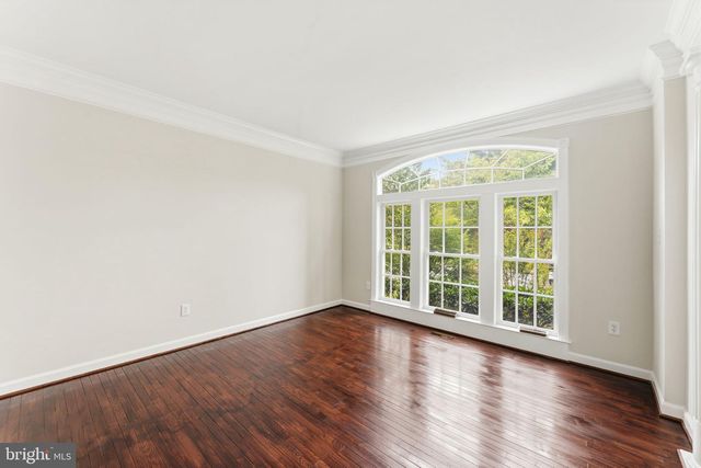 9215 SHAFERS MILL DR, Frederick, MD 21704