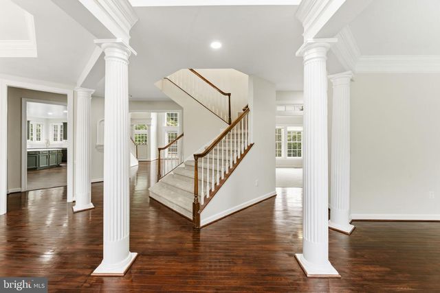 9215 SHAFERS MILL DR, Frederick, MD 21704