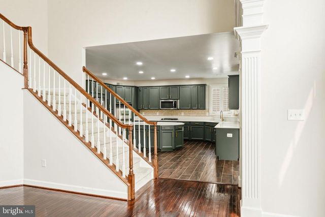 9215 SHAFERS MILL DR, Frederick, MD 21704