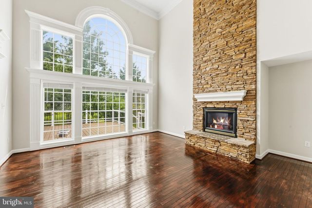 9215 SHAFERS MILL DR, Frederick, MD 21704