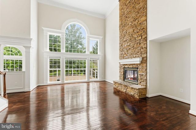 9215 SHAFERS MILL DR, Frederick, MD 21704