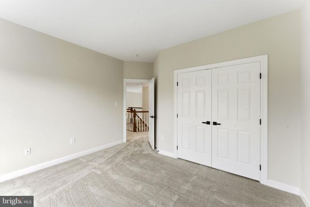9215 SHAFERS MILL DR, Frederick, MD 21704
