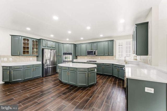 9215 SHAFERS MILL DR, Frederick, MD 21704