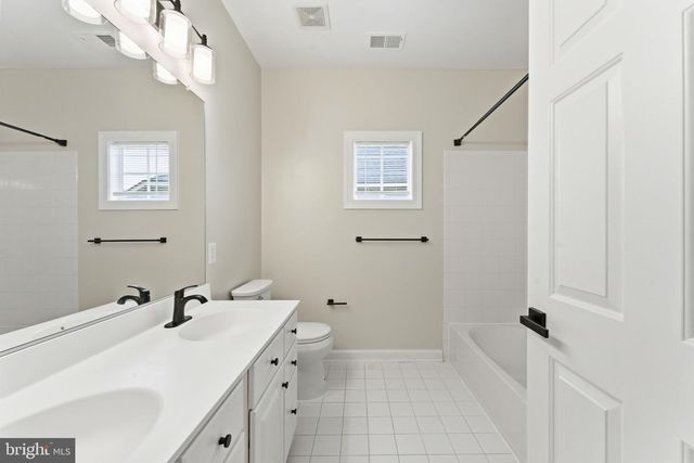 9215 SHAFERS MILL DR, Frederick, MD 21704