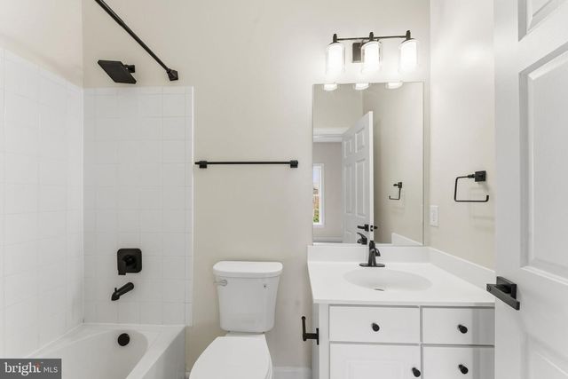 9215 SHAFERS MILL DR, Frederick, MD 21704