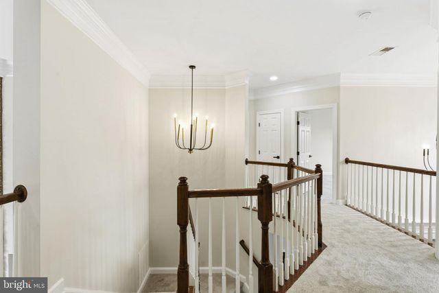9215 SHAFERS MILL DR, Frederick, MD 21704
