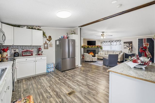 194 Burgess Road, Ellijay, GA 30540