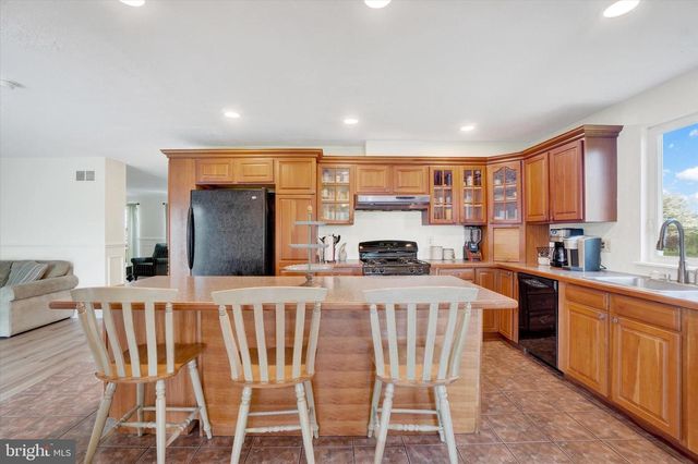 1190 CHERIMOYA ST, York, PA 17404