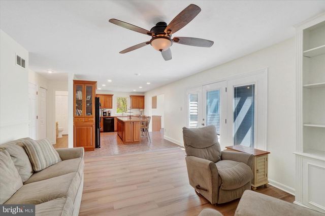 1190 CHERIMOYA ST, York, PA 17404