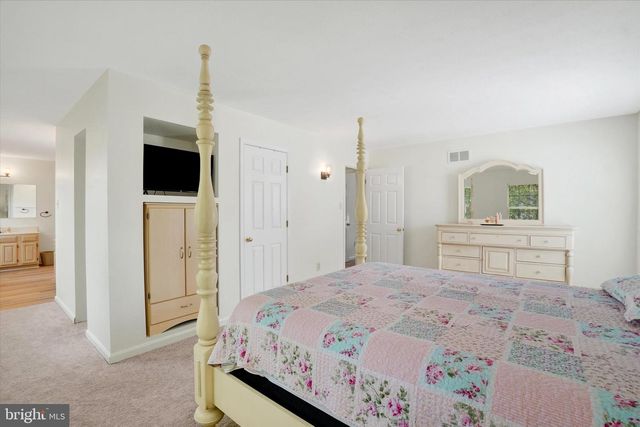 1190 CHERIMOYA ST, York, PA 17404