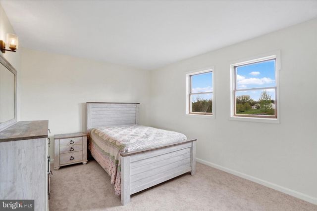 1190 CHERIMOYA ST, York, PA 17404
