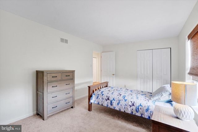 1190 CHERIMOYA ST, York, PA 17404