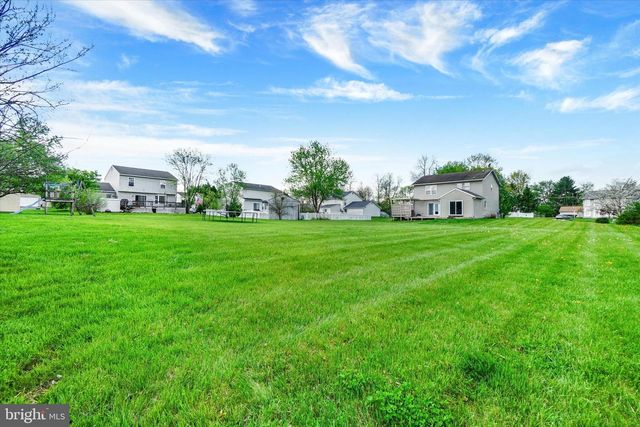 1190 CHERIMOYA ST, York, PA 17404