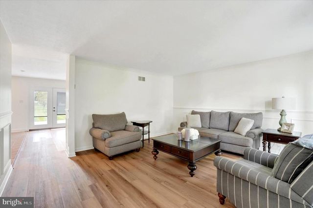 1190 CHERIMOYA ST, York, PA 17404