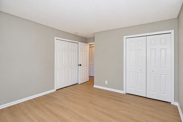 843 Navajo Drive, Carpentersville, IL 60110