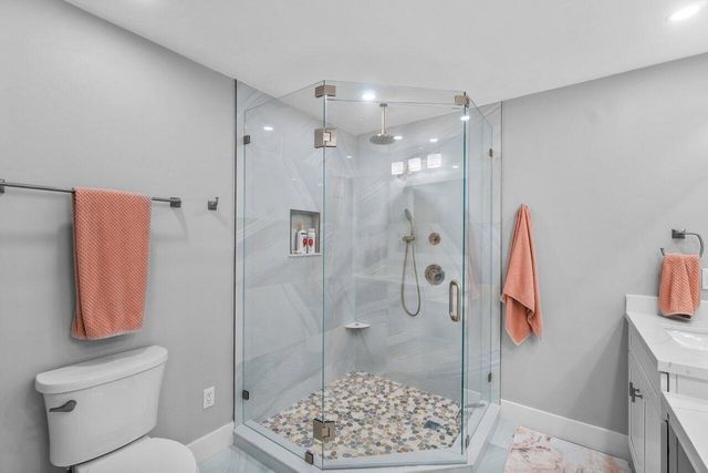 50 PELICAN POINTE Drive 2050, Delray Beach, FL 33483