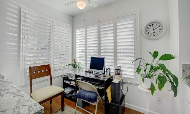 15 Coyle Creek Cir, Fair Oaks, CA 95628