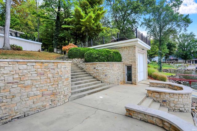 9408 N Derrett Road, Unionville, IN 47468