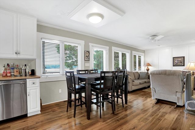 9408 N Derrett Road, Unionville, IN 47468