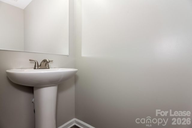 1630 Ledson Court, Charlotte, NC 28214