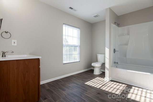 1630 Ledson Court, Charlotte, NC 28214