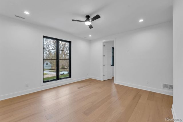 4546 Niagara Lane, Bloomfield Charter Township, MI 48301