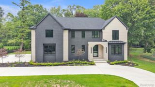 4546 Niagara Lane, Bloomfield Charter Township, MI 48301