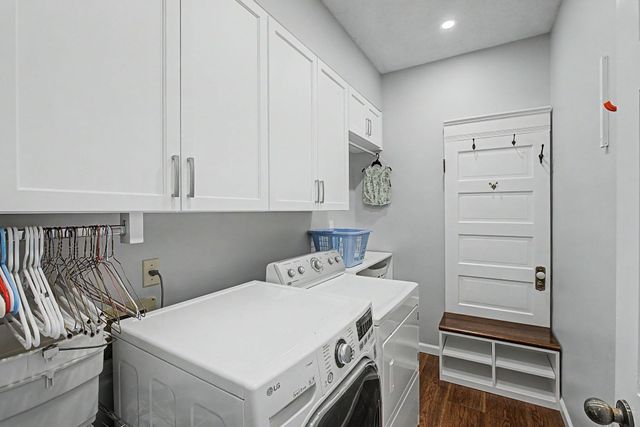 8882 HILLMAN WAY DR, Bartlett, TN 38133