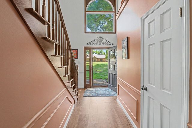 8882 HILLMAN WAY DR, Bartlett, TN 38133