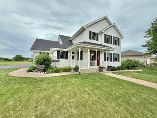 924 Jessica Trail, Winnebago, IL 61088