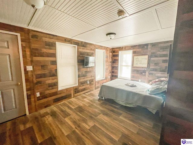 362 Lower Ridge Crest Road, Clarkson, KY 42726