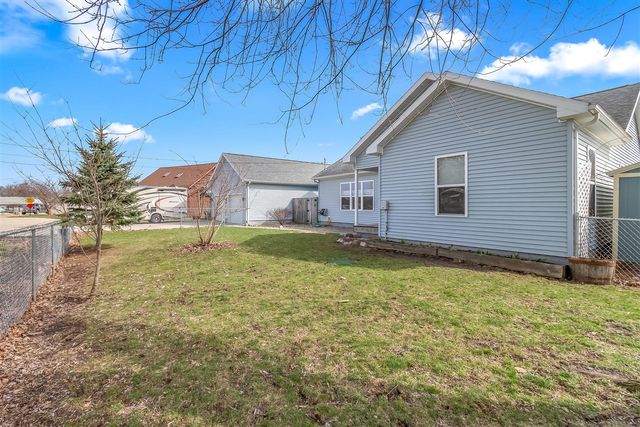 6877 Rowley Drive, Osseo, MI 49266