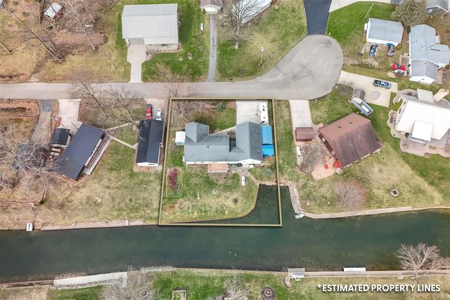 6877 Rowley Drive, Osseo, MI 49266