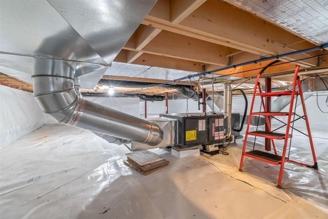 6877 Rowley Drive, Osseo, MI 49266