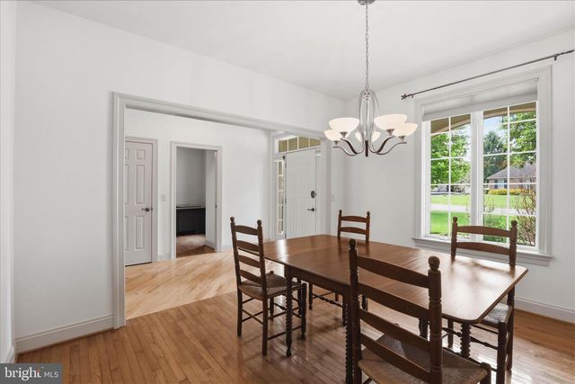 2271 PORTER WAY, Lancaster, PA 17601