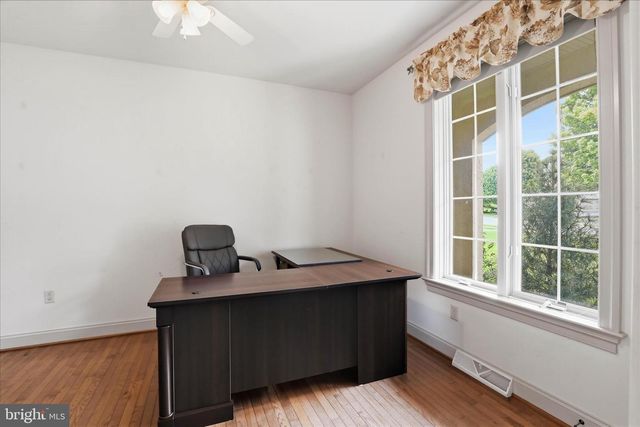 2271 PORTER WAY, Lancaster, PA 17601