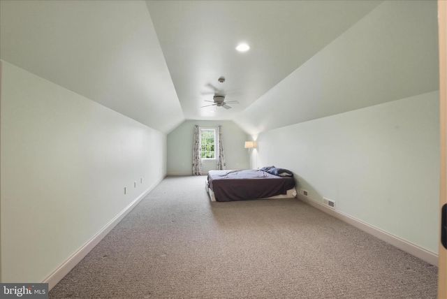 2271 PORTER WAY, Lancaster, PA 17601