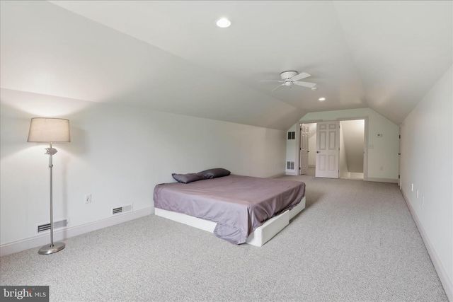 2271 PORTER WAY, Lancaster, PA 17601