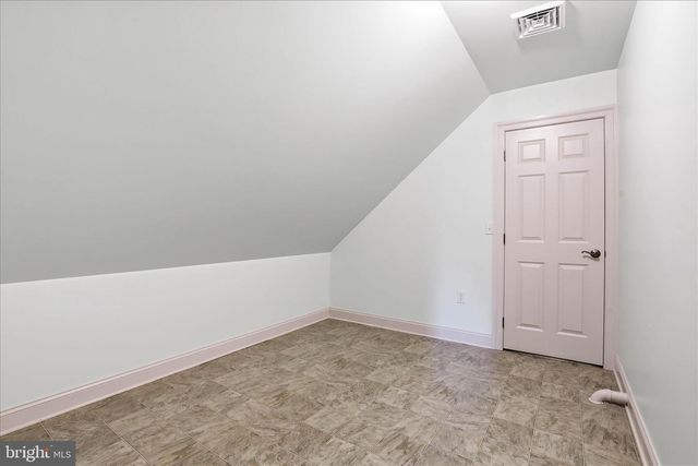 2271 PORTER WAY, Lancaster, PA 17601