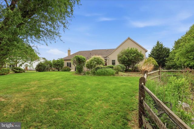 2271 PORTER WAY, Lancaster, PA 17601