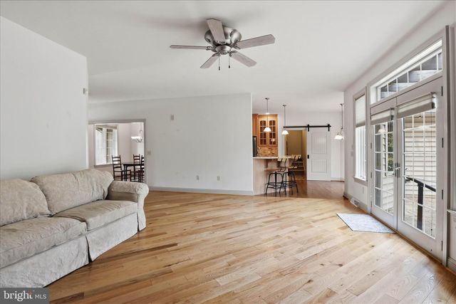 2271 PORTER WAY, Lancaster, PA 17601