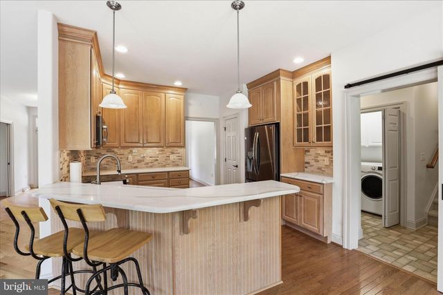 2271 PORTER WAY, Lancaster, PA 17601