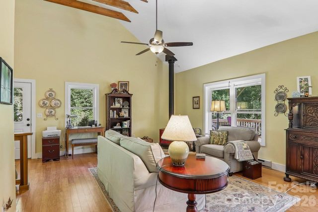 280 Kelses Valley Drive, Mars Hill, NC 28754