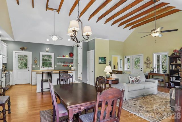 280 Kelses Valley Drive, Mars Hill, NC 28754