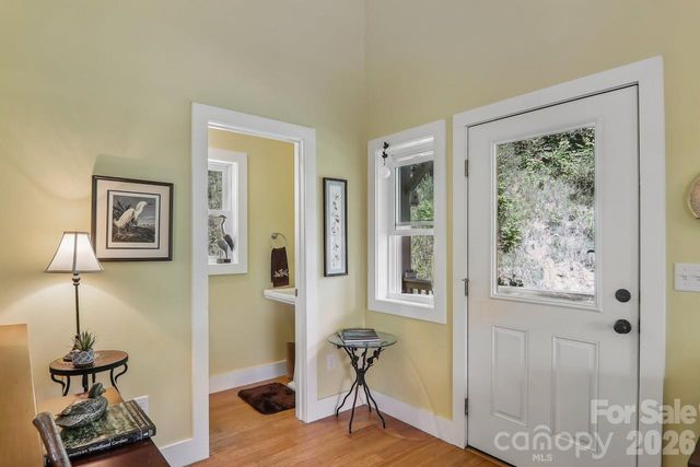 280 Kelses Valley Drive, Mars Hill, NC 28754